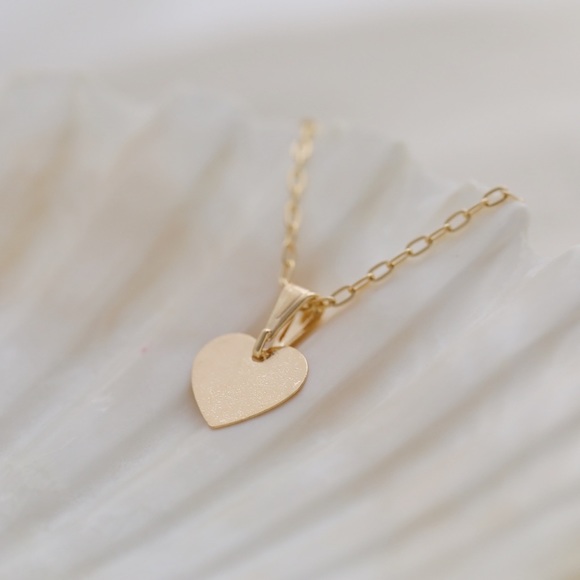 Dainty Heart Necklace | 18k Gold Filled - Picture 10 of 12